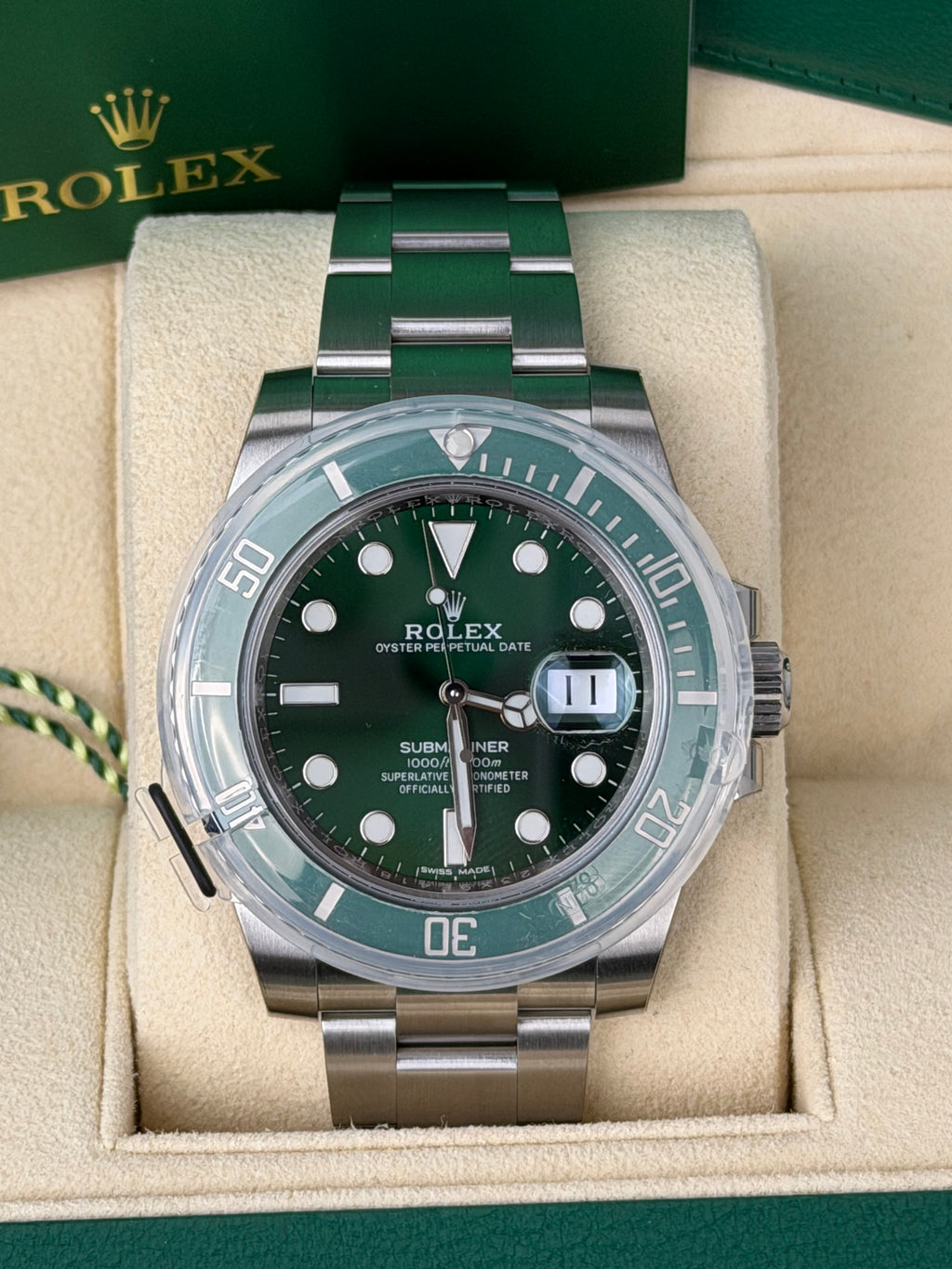 Rolex Submariner Date HULK 116610LV / 2018 / FULL SET / NEU / STICKERED / RECHNUNG