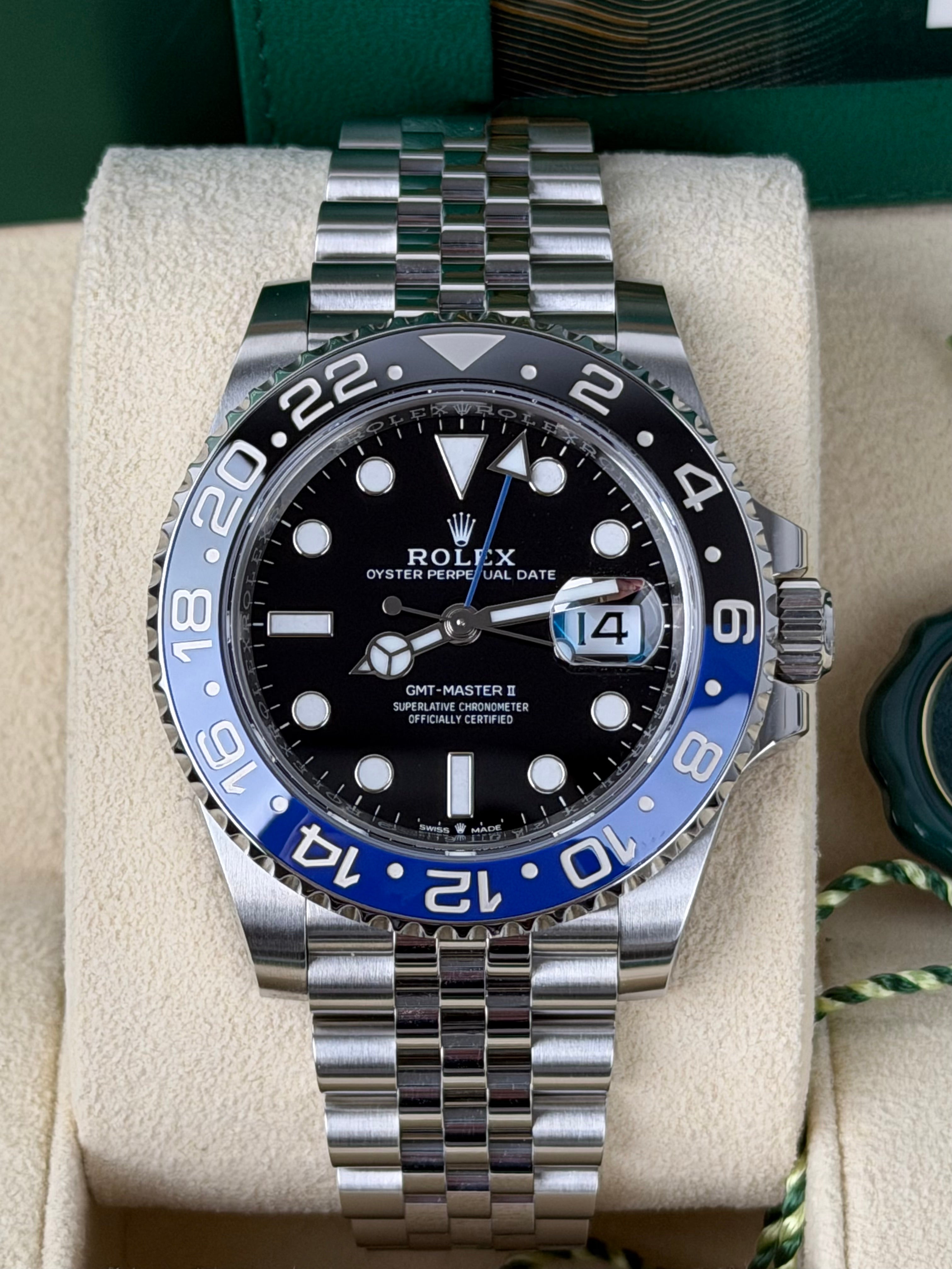 Rolex GMT-Master II 126710BLNR Batgirl / 2023 / FULL SET / WIE NEU
