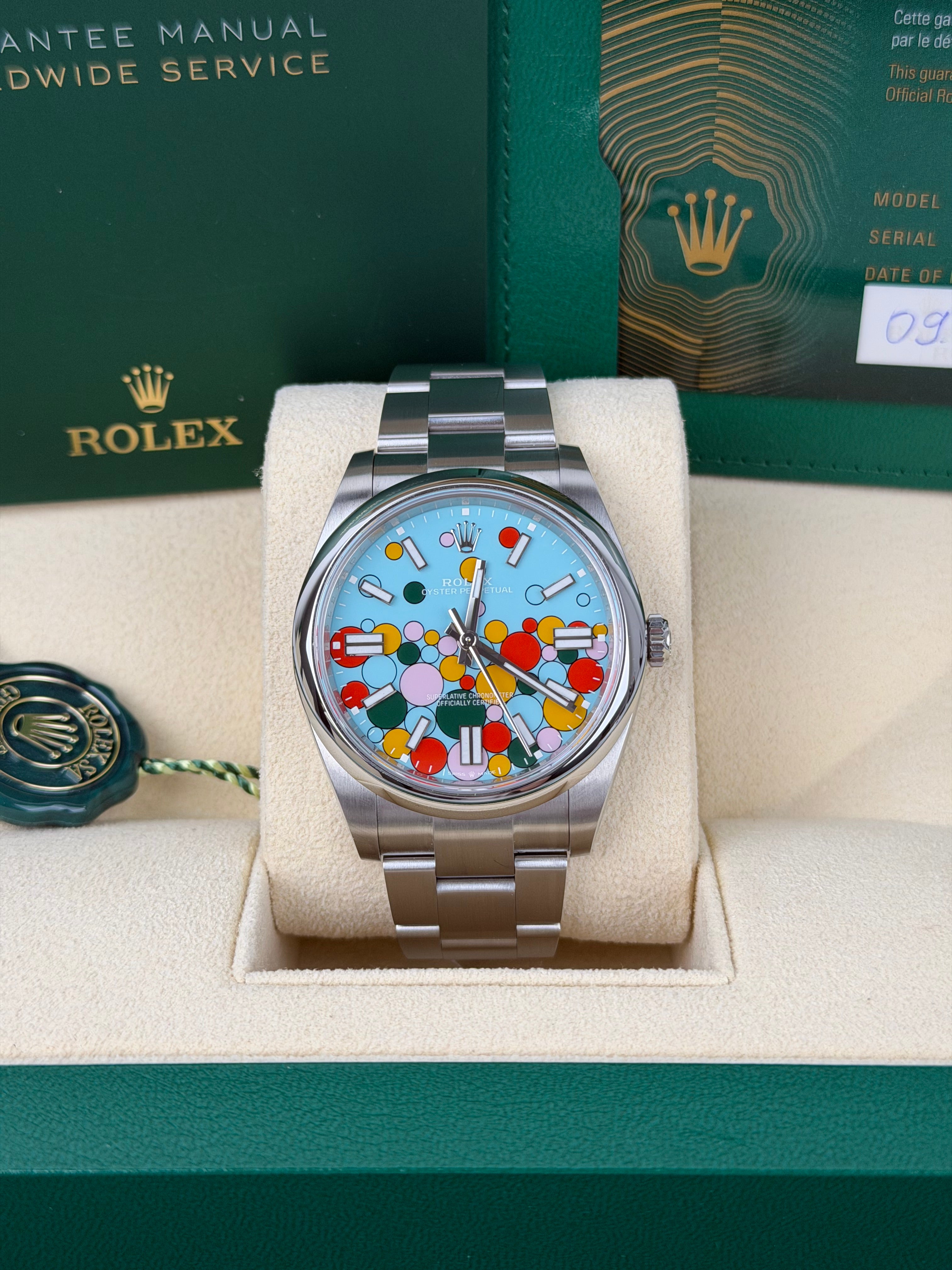 Rolex Oyster Perpetual 41 Celebration 124300 / 2024 / FULL SET / NEU