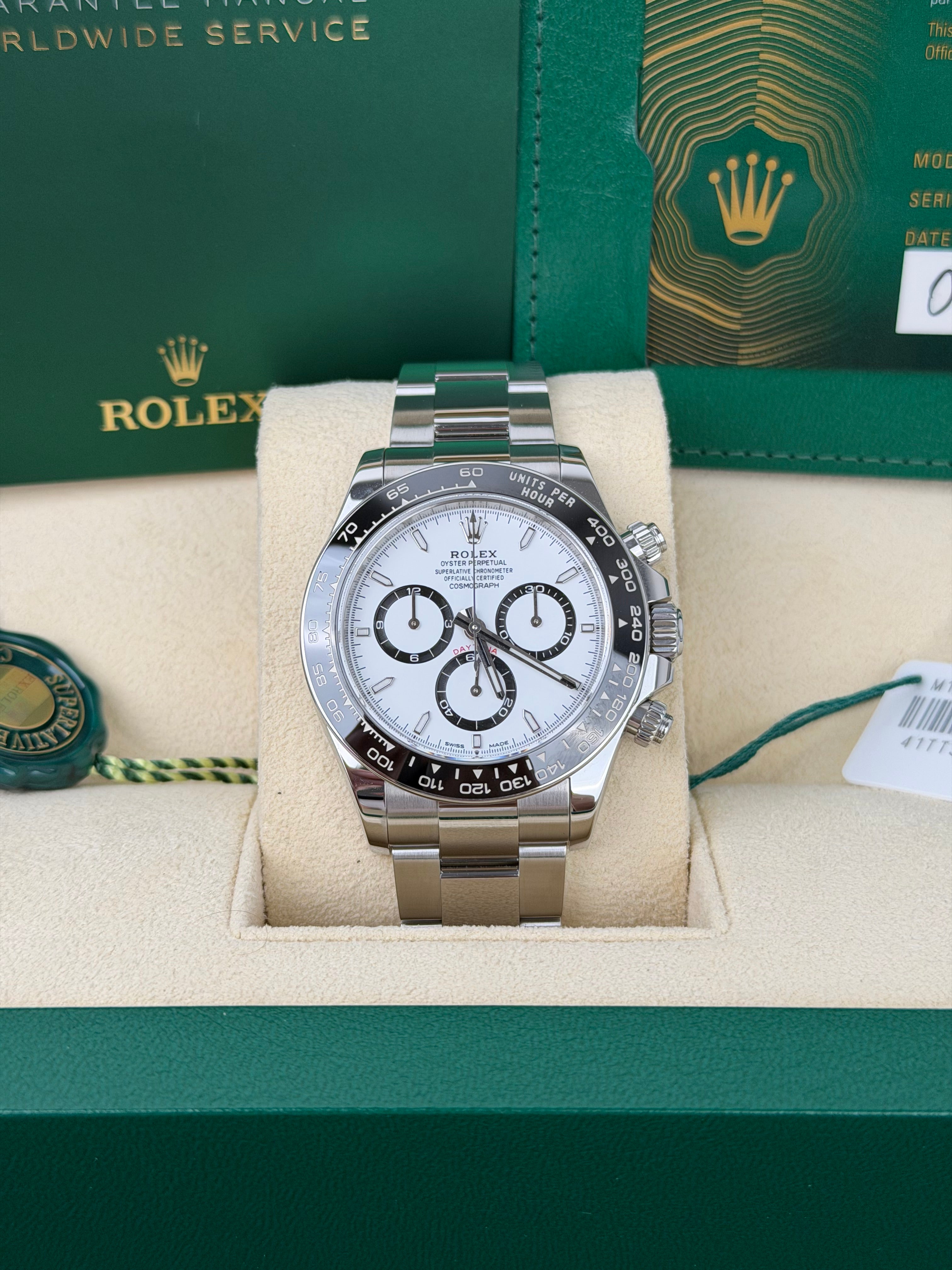 Rolex Daytona 126500LN Panda / 2024 / FULL SET / WIE NEU / ERSTKAUFRECHNUNG