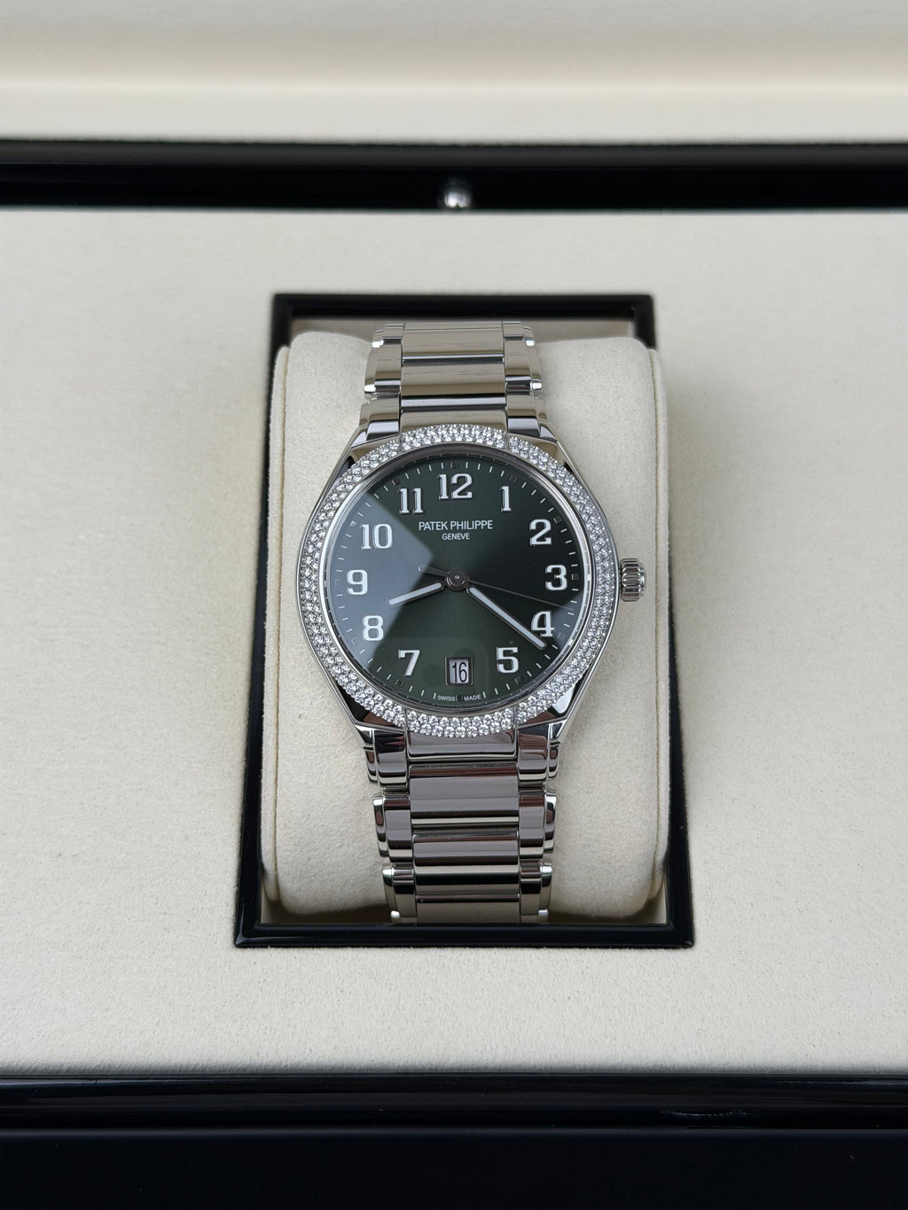 Patek Philippe Twenty 4 7300 / 2025 / FULL SET / NEU / DEUTSCHLAND