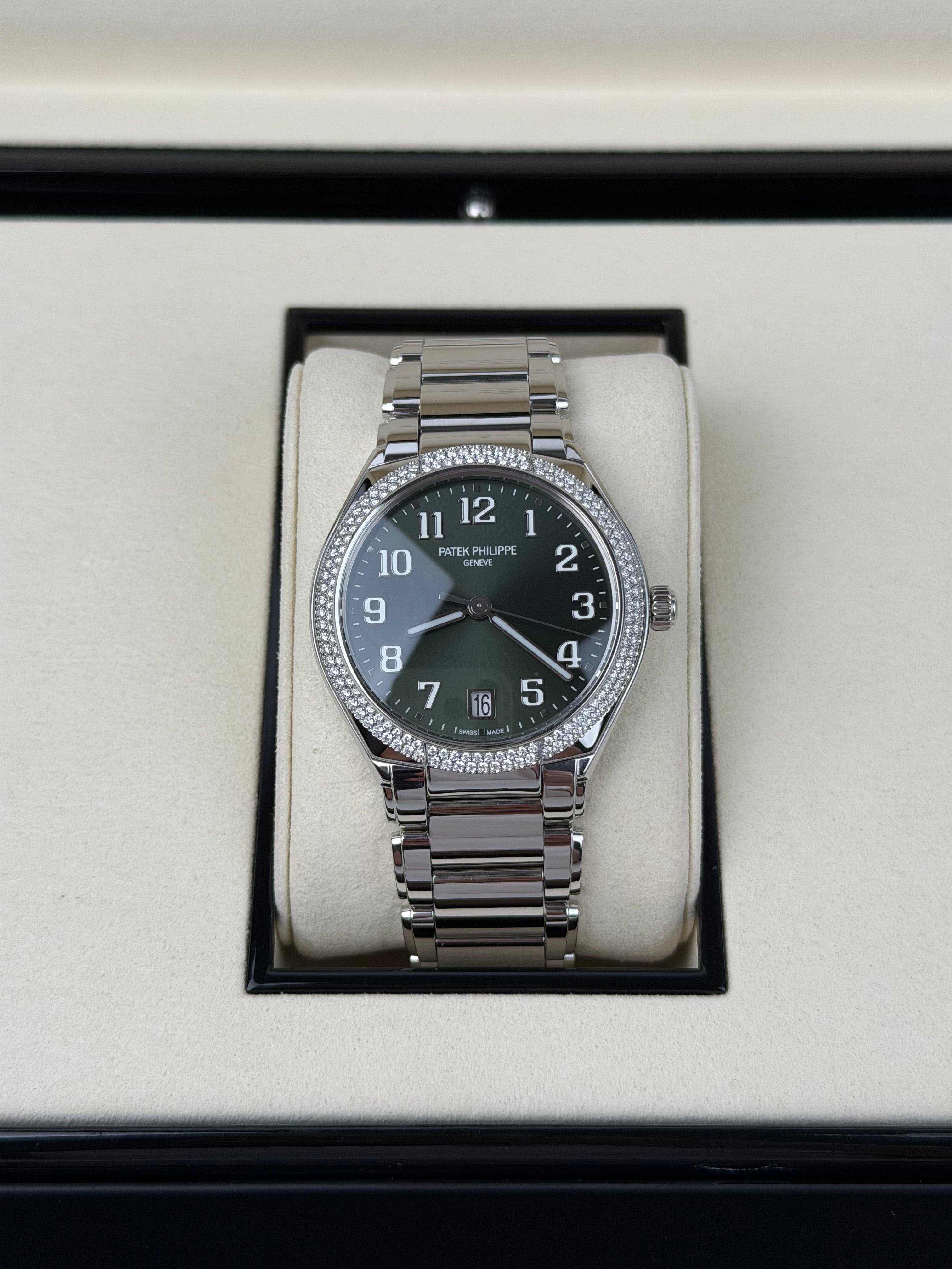 Patek Philippe Twenty 4 7300 / 2025 / FULL SET / NEU / DEUTSCHLAND