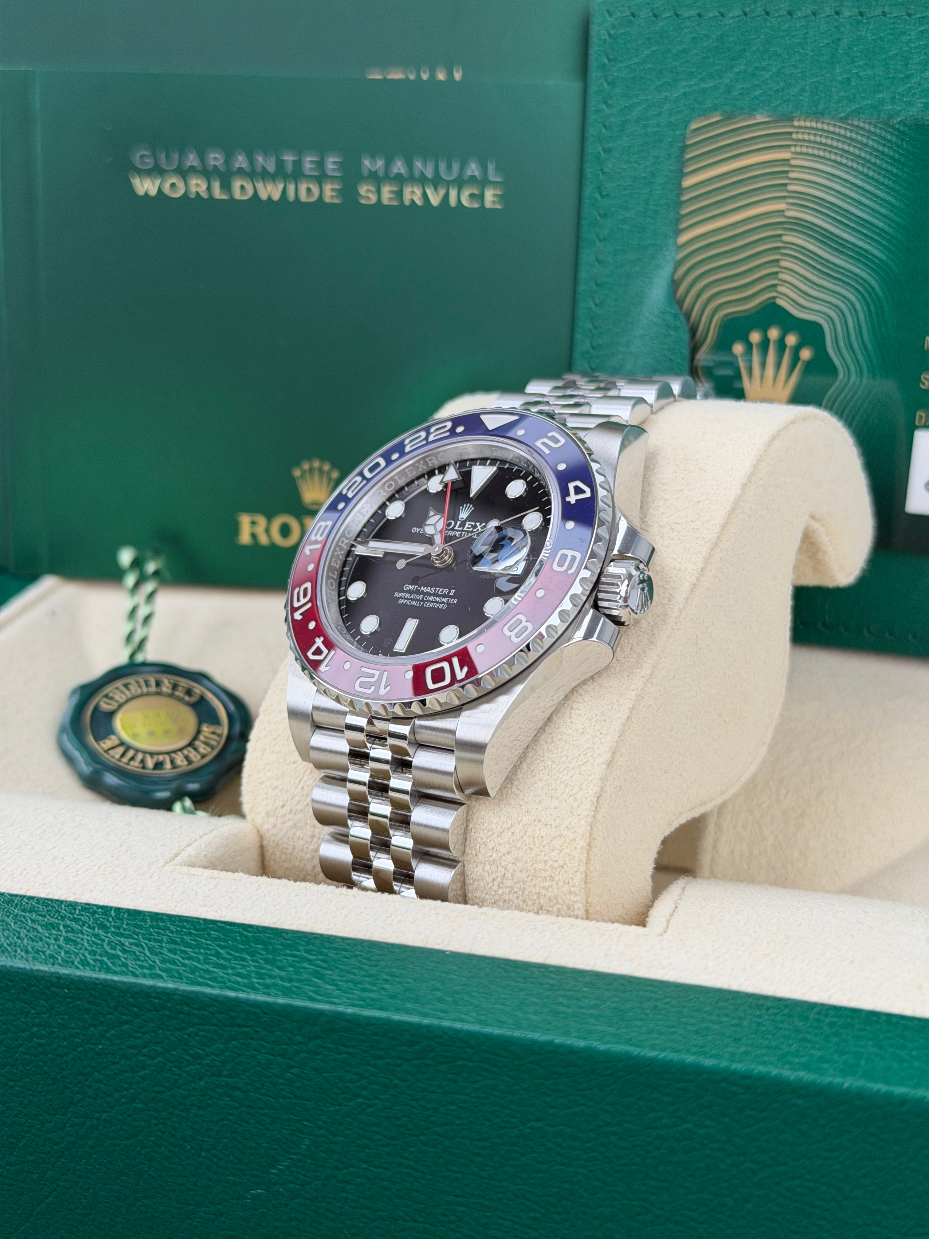 Rolex GMT-Master II 126710BLRO Pepsi / 2022 / FULL SET / NEU / ERSTKAUFRECHNUNG