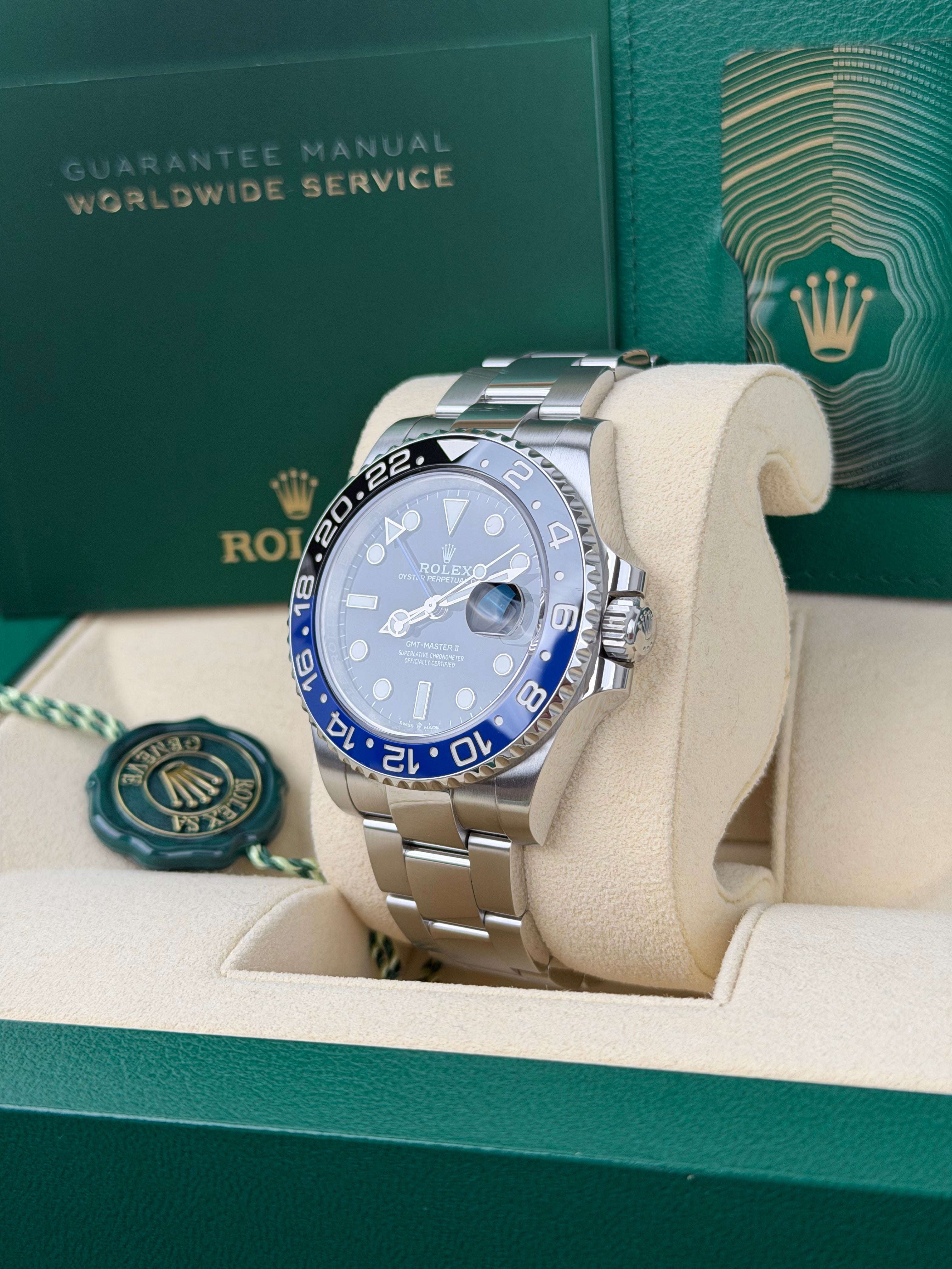 Rolex GMT-Master II Batman 126710BLNR / 2021 / FULL SET / WIE NEU / ERSTKAUFRECHNUNG