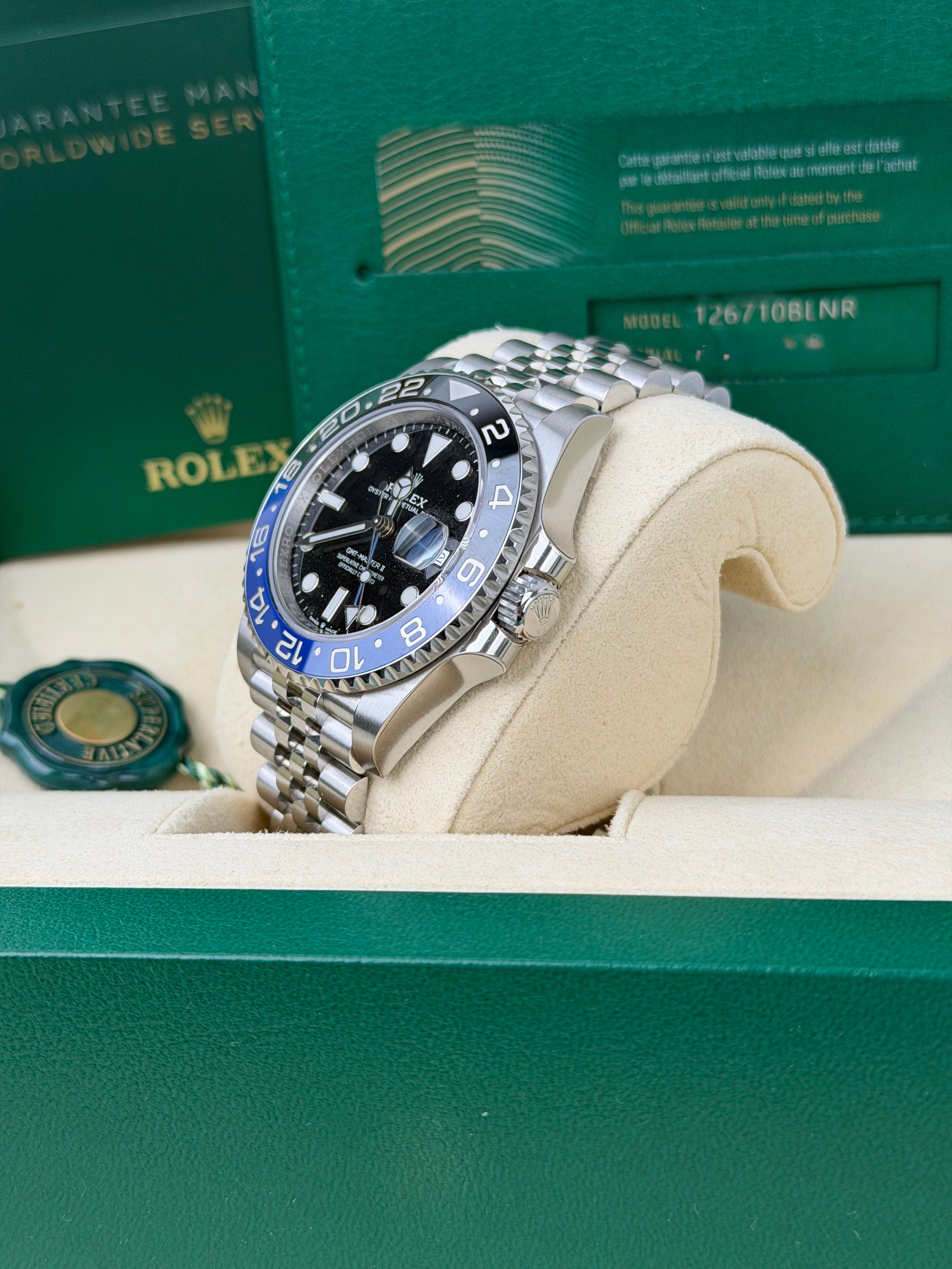 Rolex GMT-Master II Batgirl 126710BLNR / 2020 / FULL SET / NEU / STICKERED
