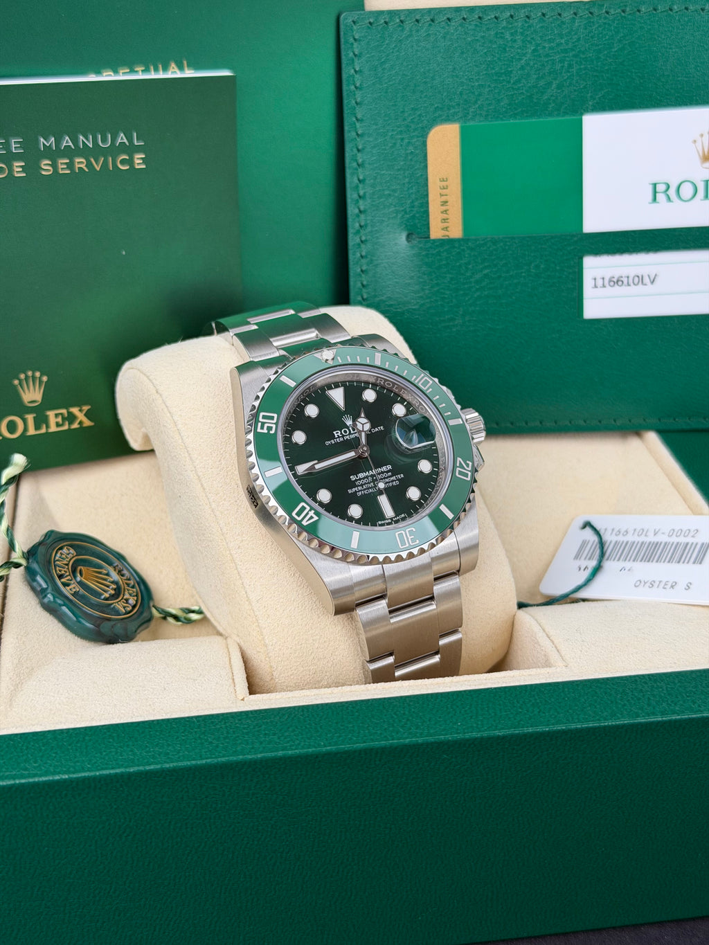 Rolex Submariner Date HULK 116610LV / 2018 / FULL SET / NEU / STICKERED / RECHNUNG