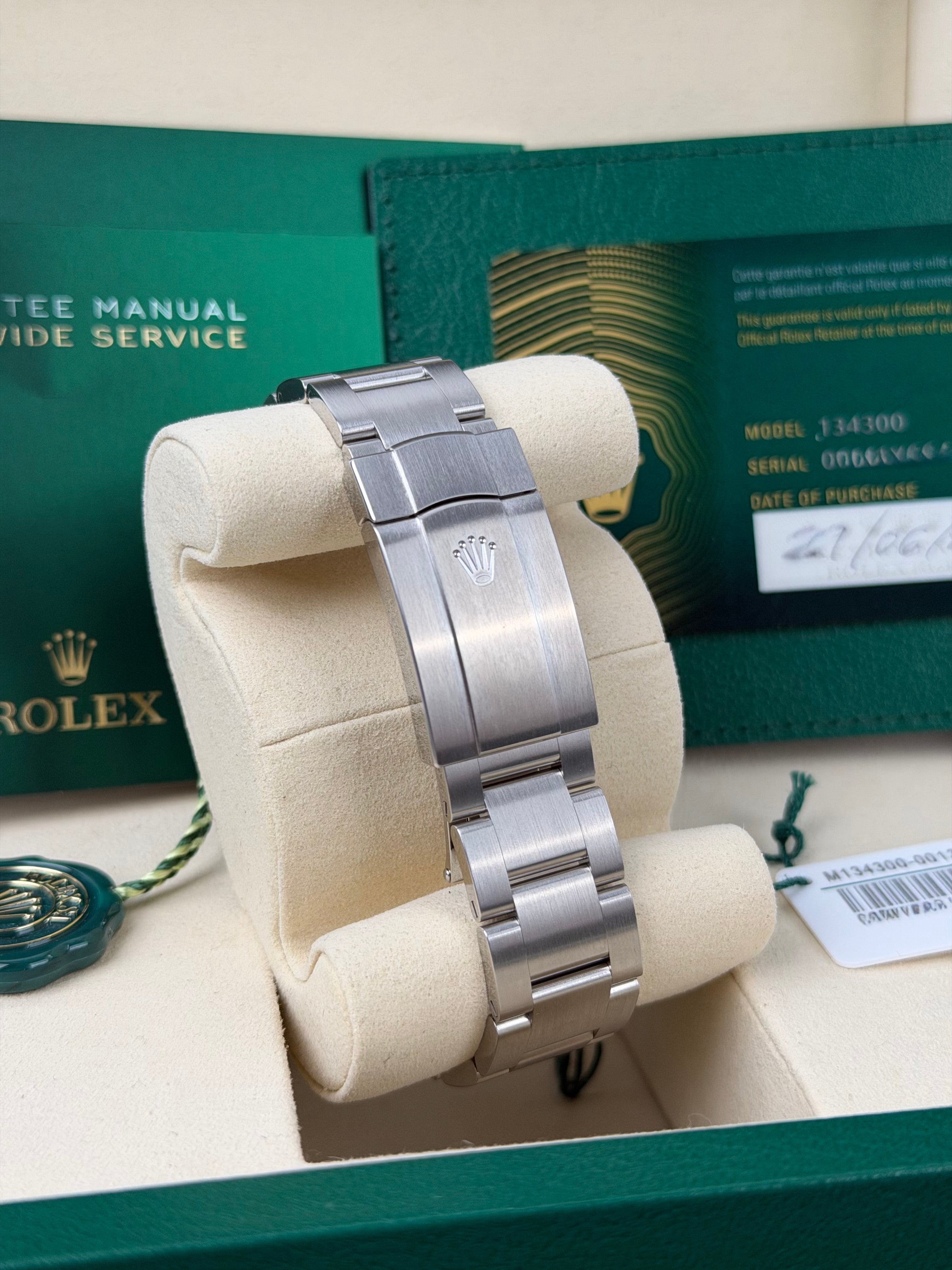 Rolex Oyster Perpetual 41 Candy Pink 134300 / 2026 / FULL SET / NEU / ERSTKAUFRECHNUNG