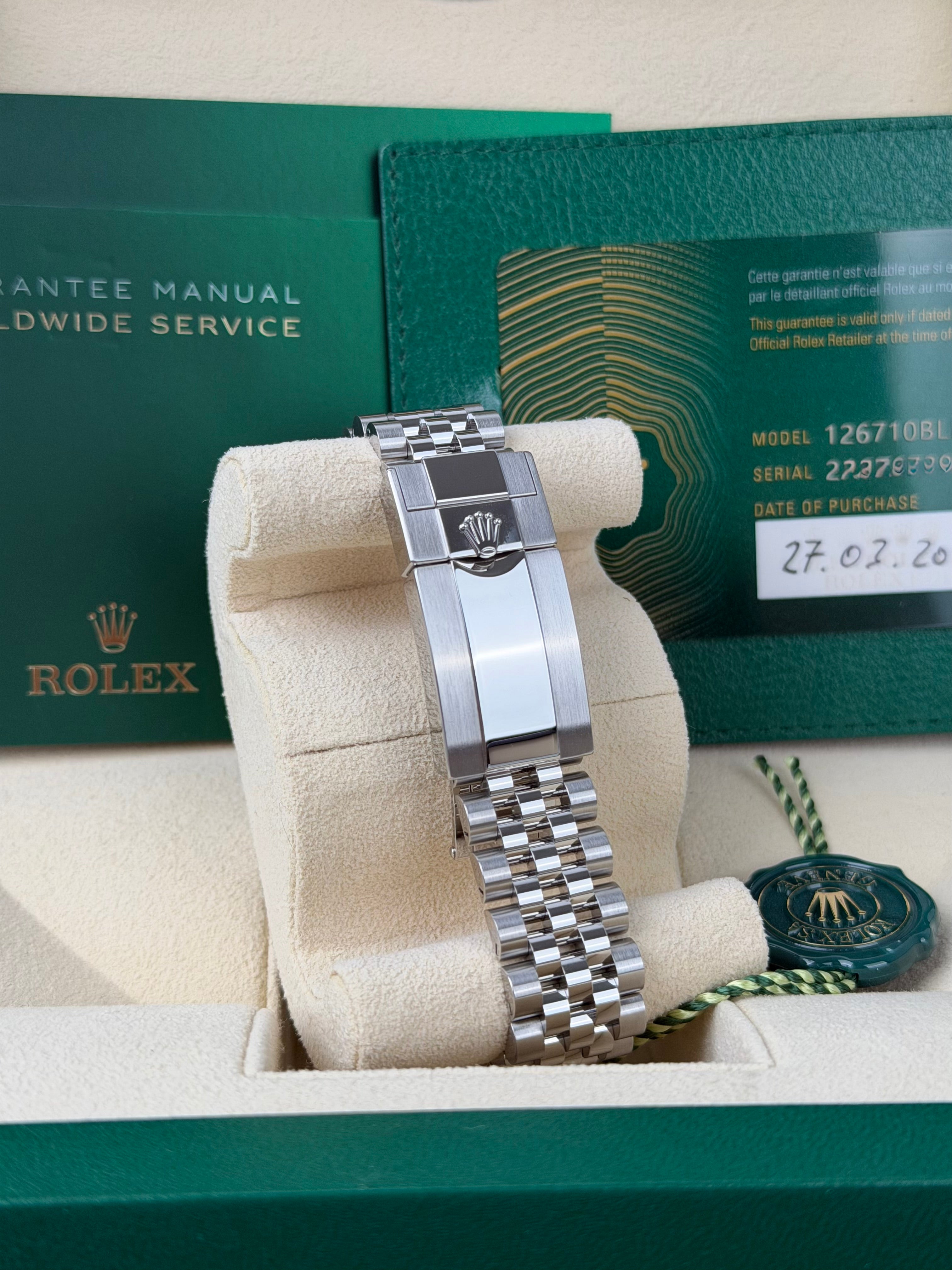 Rolex GMT-Master II 126710BLNR Batgirl / 2023 / FULL SET / WIE NEU