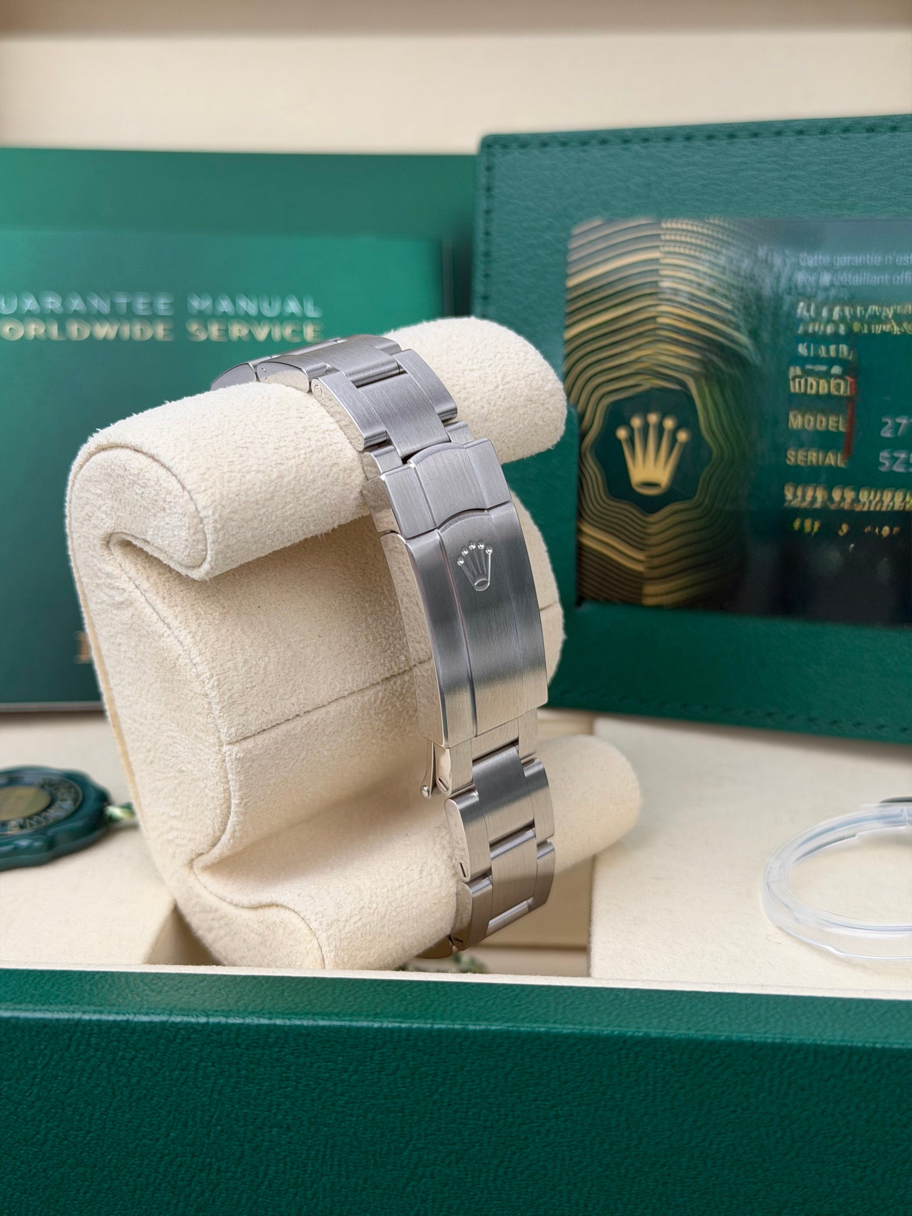 Rolex Oyster Perpetual 31 Tiffany 277200 / 02/2026 / FULL SET / NEU