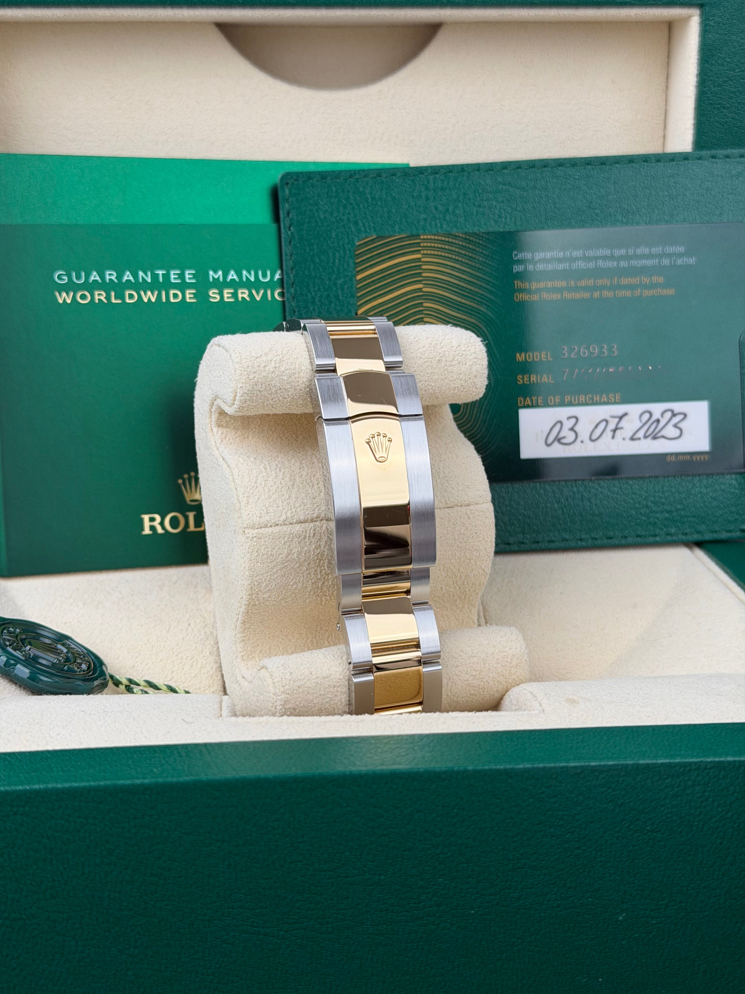 Rolex Sky-Dweller / 326933 / 2023 / FULL SET / WIE NEU
