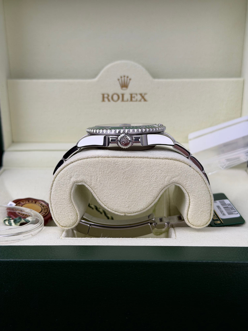 Rolex Submariner Date HULK 116610LV / 2010 / FULL SET / WIE NEU / FIRST EDITION