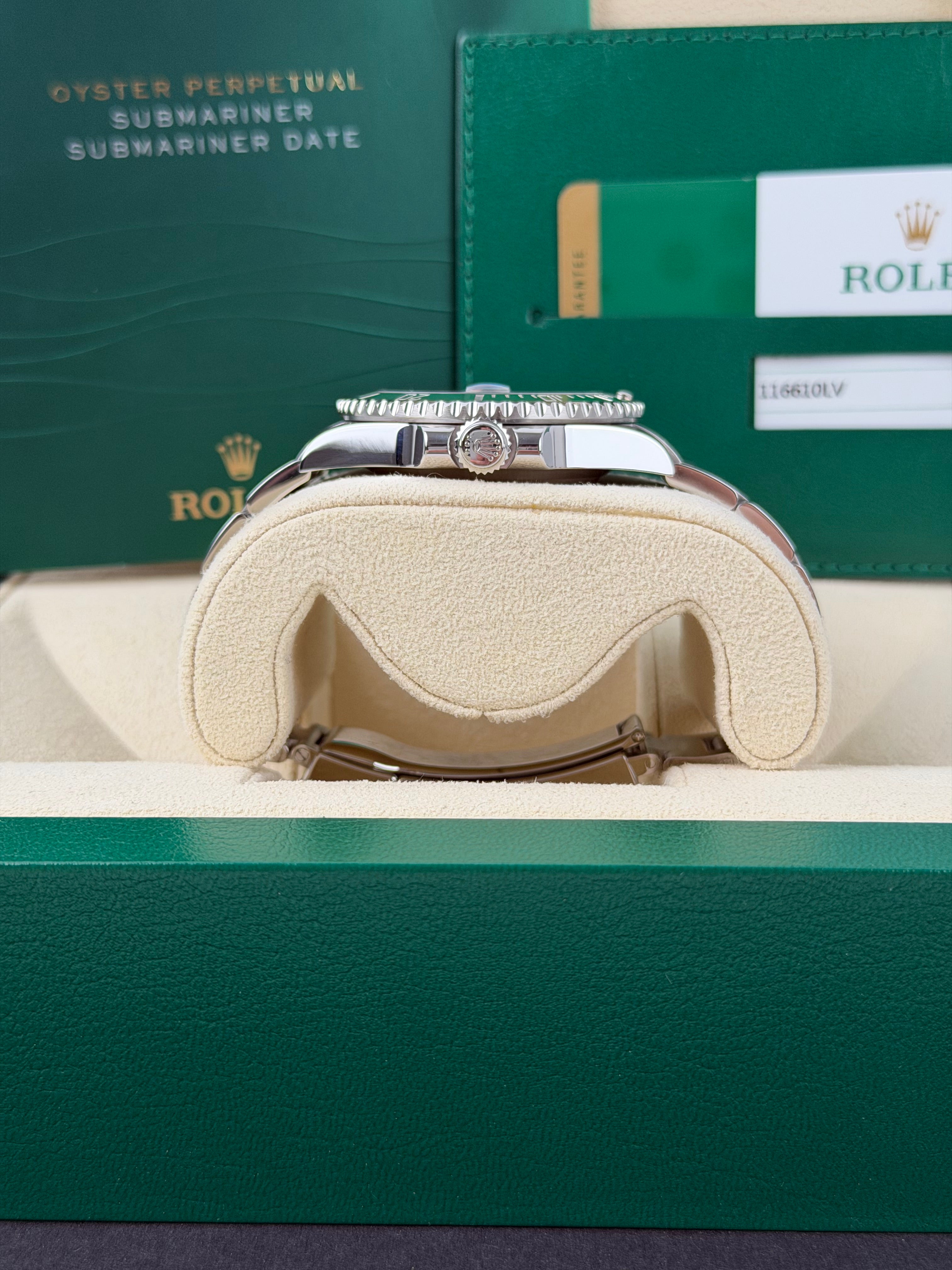Rolex Submariner Date HULK 116610LV / 2014 / FULL SET / WIE NEU / ERSTKAUFRECHNUNG