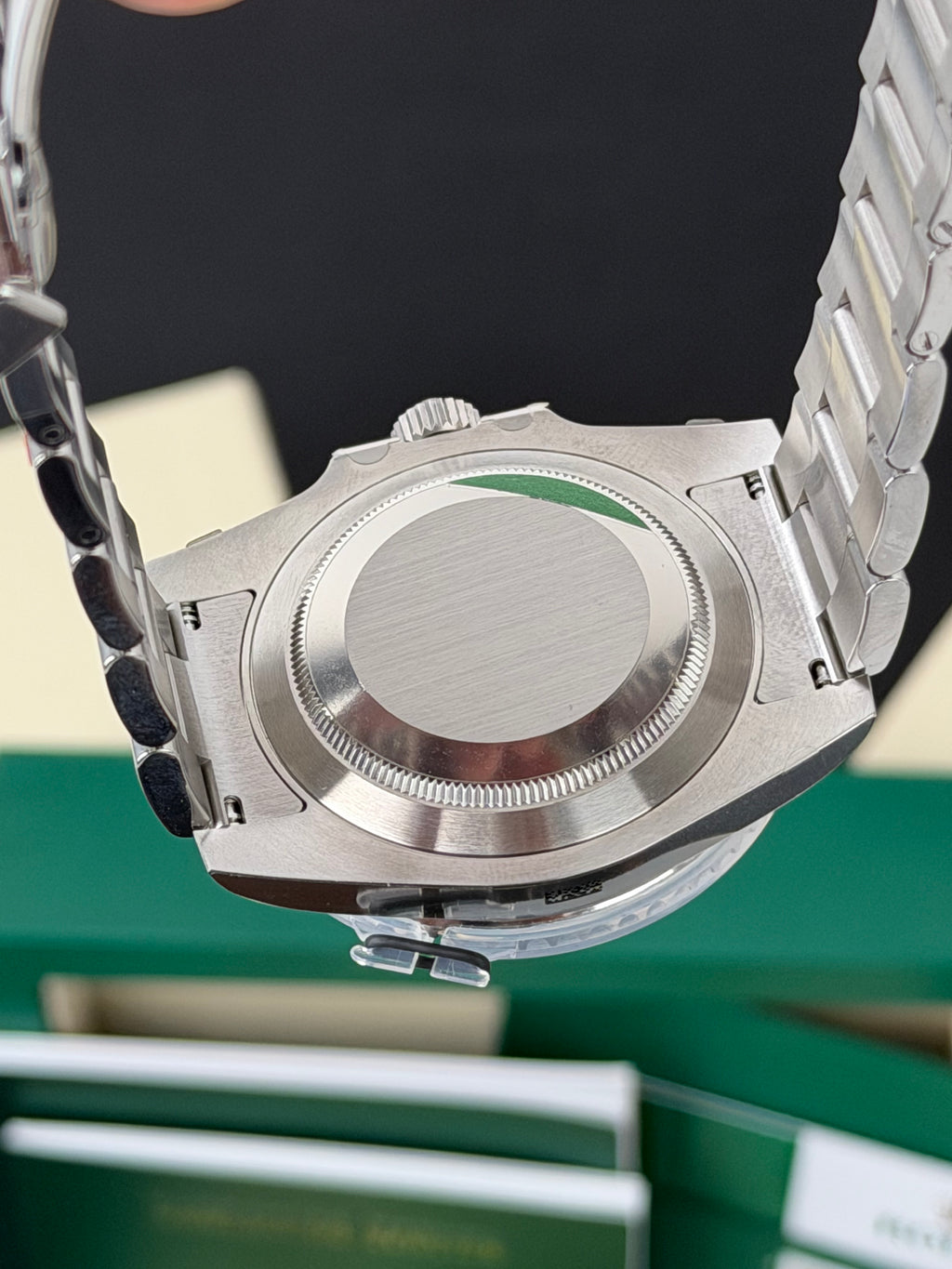 Rolex Submariner Date HULK 116610LV / 2018 / FULL SET / NEU / STICKERED / RECHNUNG