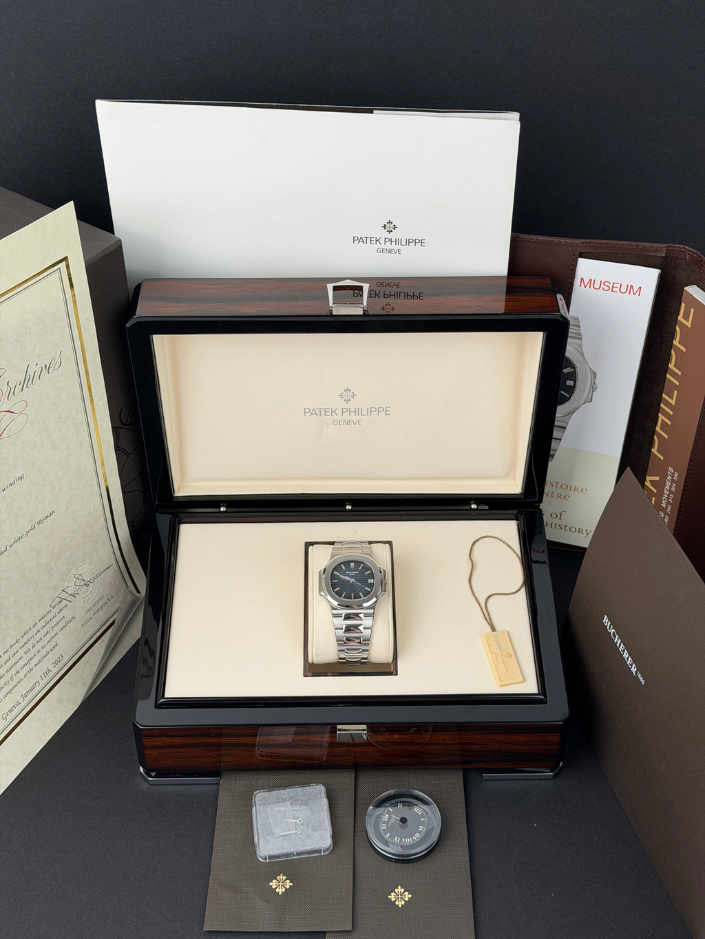 Patek Philippe Nautilus 3800/1 / 2005 / ARCHIV PAPER / WIE NEU / COLLECTORS SET