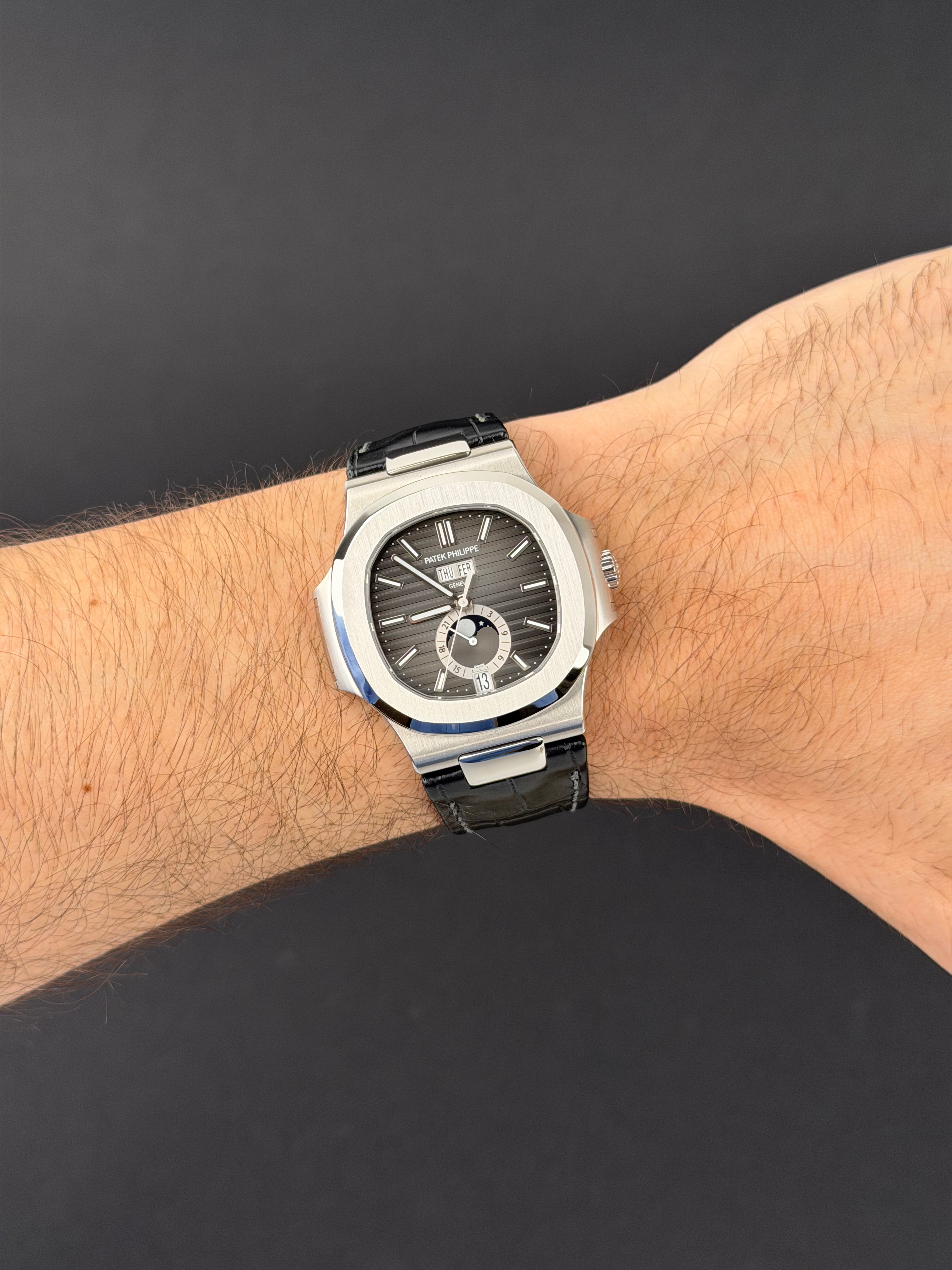 Patek Philippe Nautilus 5726A / 2024 / FULL SET / NEU / ERSTKAUFRECHNUNG