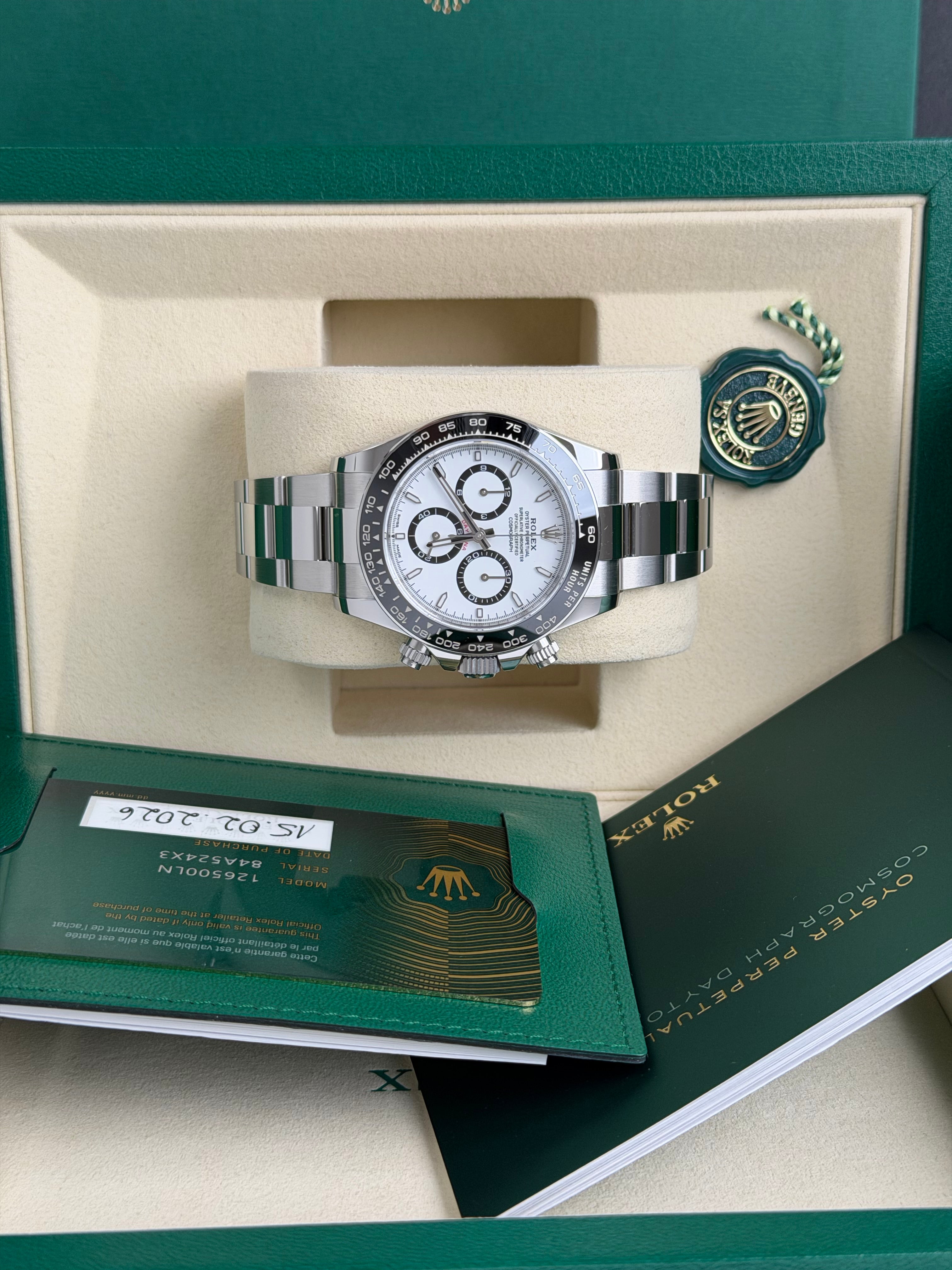 Rolex Daytona Panda 126500LN / 2026 / FULL SET / NEU