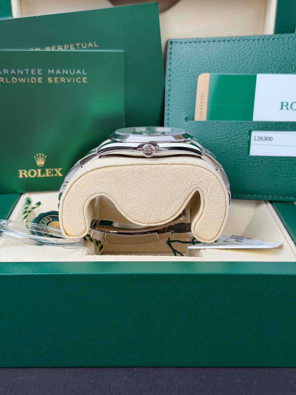 Rolex Datejust 126300 / 2018 / FULL SET / WIE NEU
