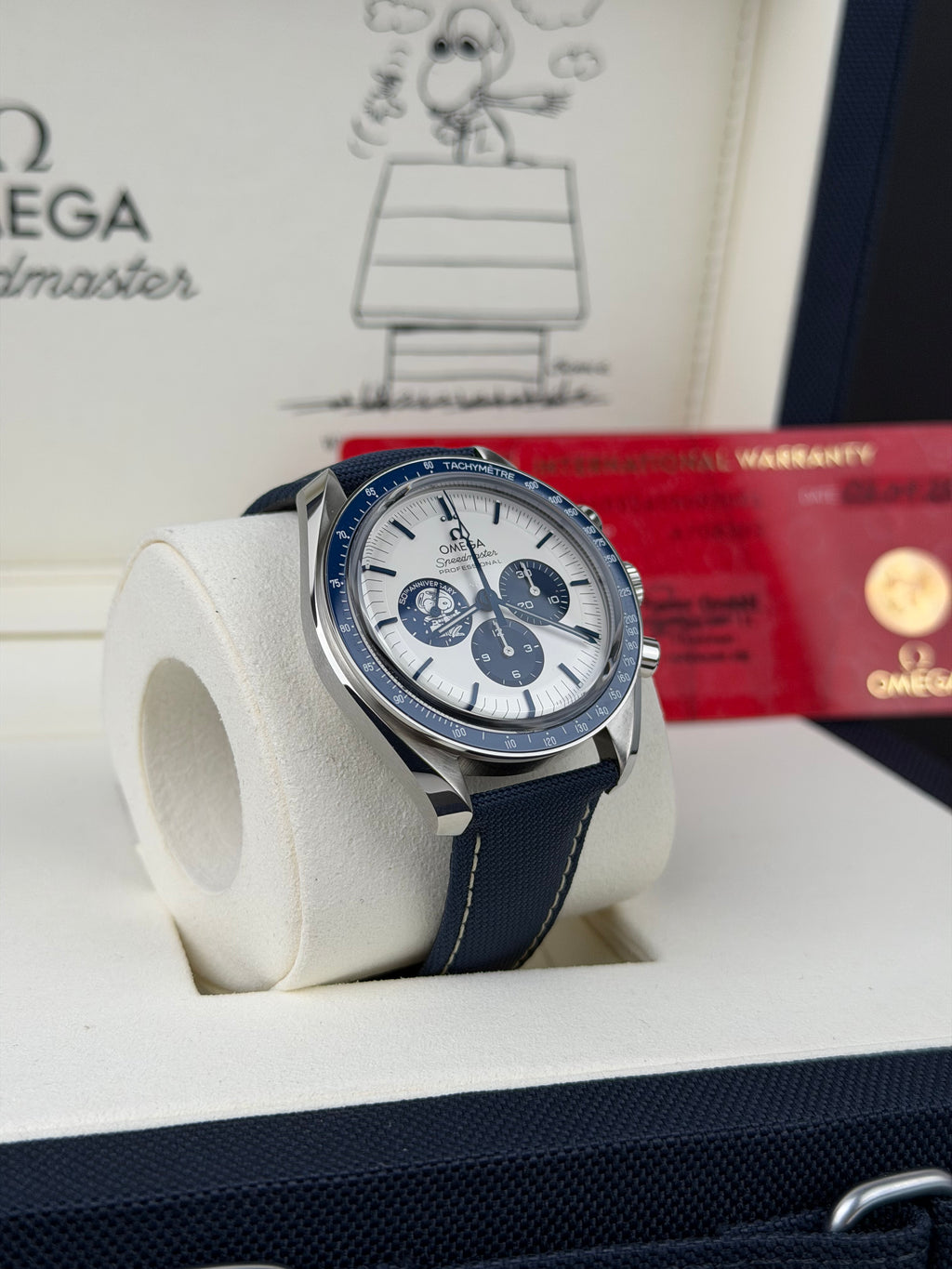 Omega Speedmaster Professional Moonwatch Snoopy / 2025 / FULL SET / NEU