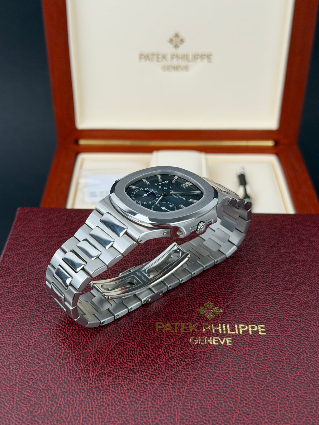 Patek Philippe Nautilus 3712 / 2006 / FULL SET / WIE NEU / ERSTKAUFRECHNUNG / COLLECTORS SET