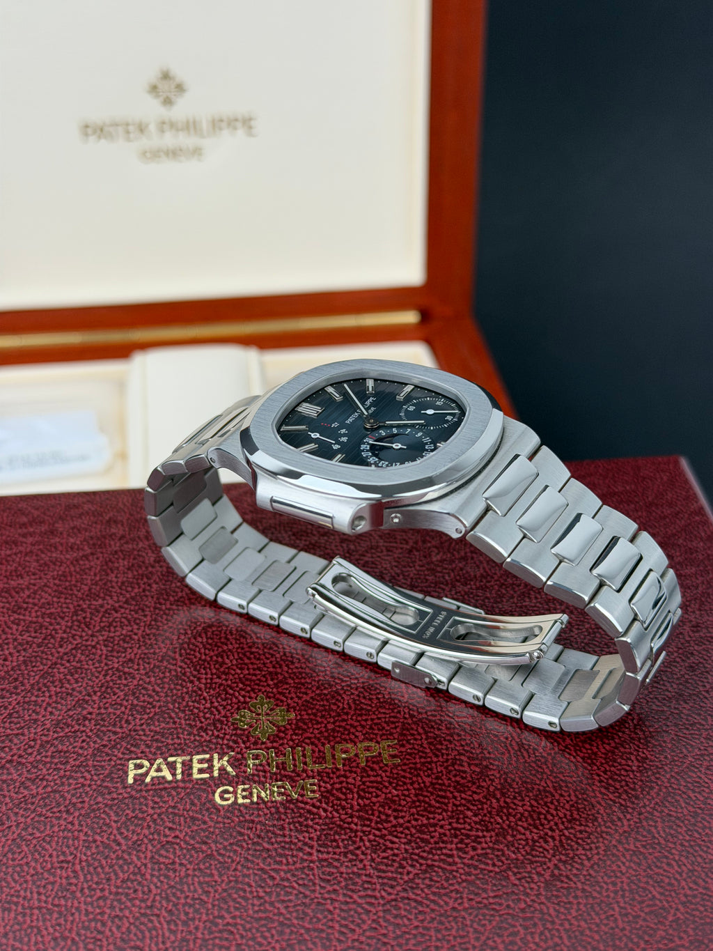 Patek Philippe Nautilus 3712 / 2006 / FULL SET / WIE NEU / ERSTKAUFRECHNUNG / COLLECTORS SET