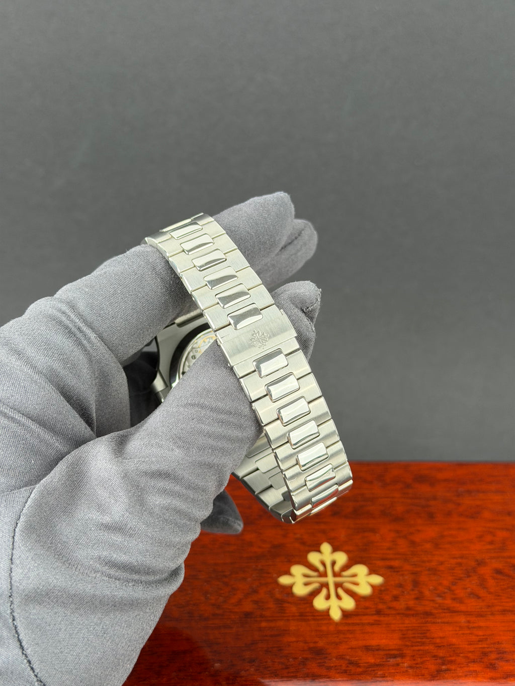 Patek Philippe Nautilus 3712 / 2006 / FULL SET / WIE NEU / ERSTKAUFRECHNUNG / COLLECTORS SET