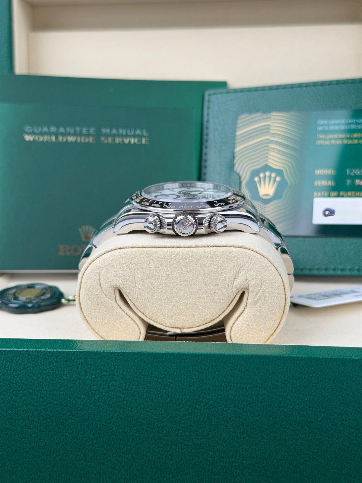 Rolex Daytona 126500LN Panda / 2026 / FULL SET / SEHR GUT
