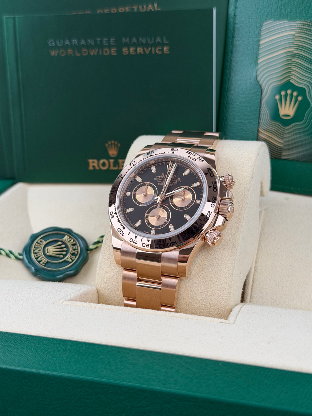 Rolex Daytona 116505 Schwarz / 2021 / FULL SET / NEU / ERSTKAUFRECHNUNG