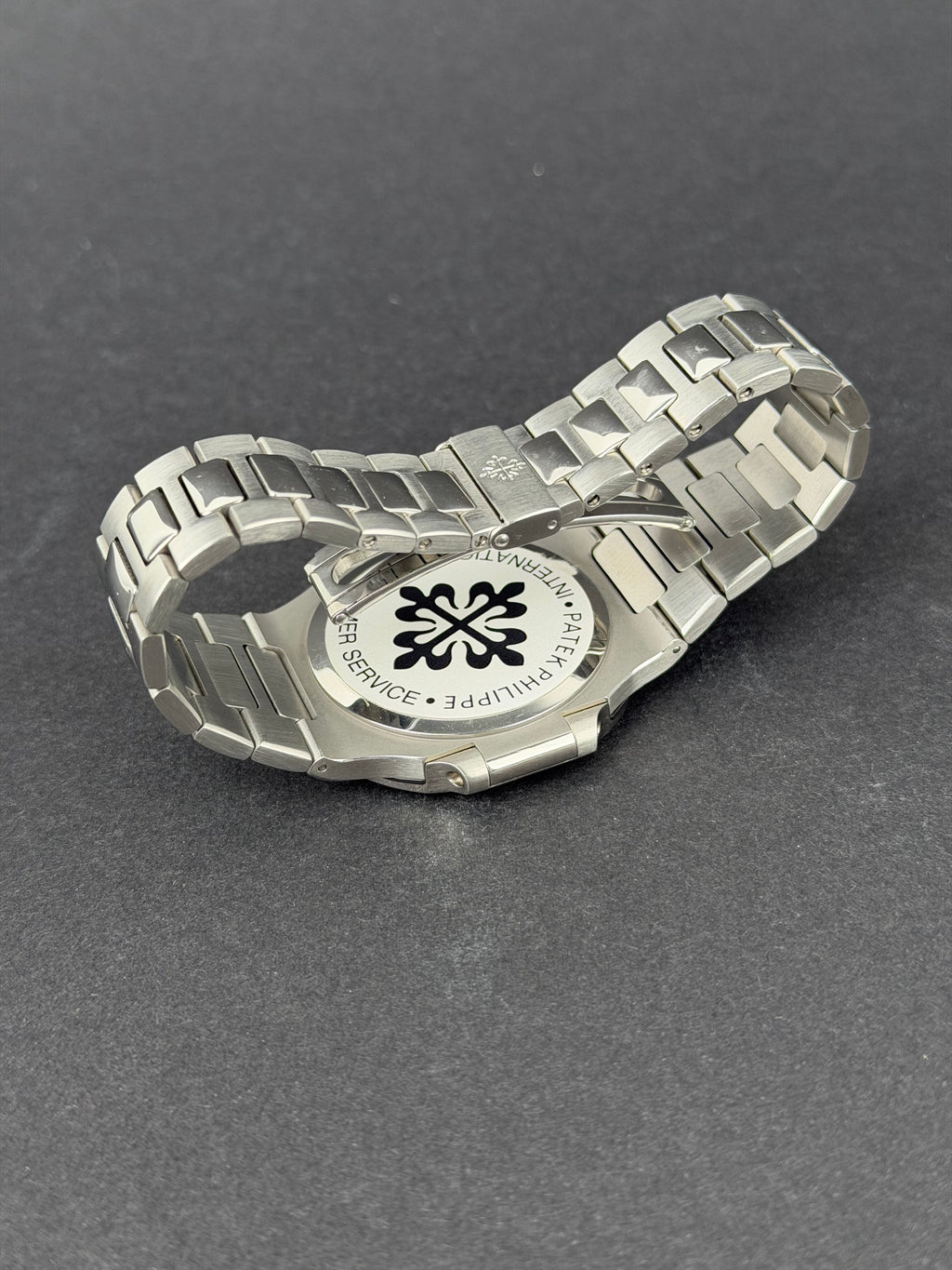 Patek Philippe Nautilus 3710 / 2001 / ARCHIV PAPER / SEHR GUT / PATEK SERVICE