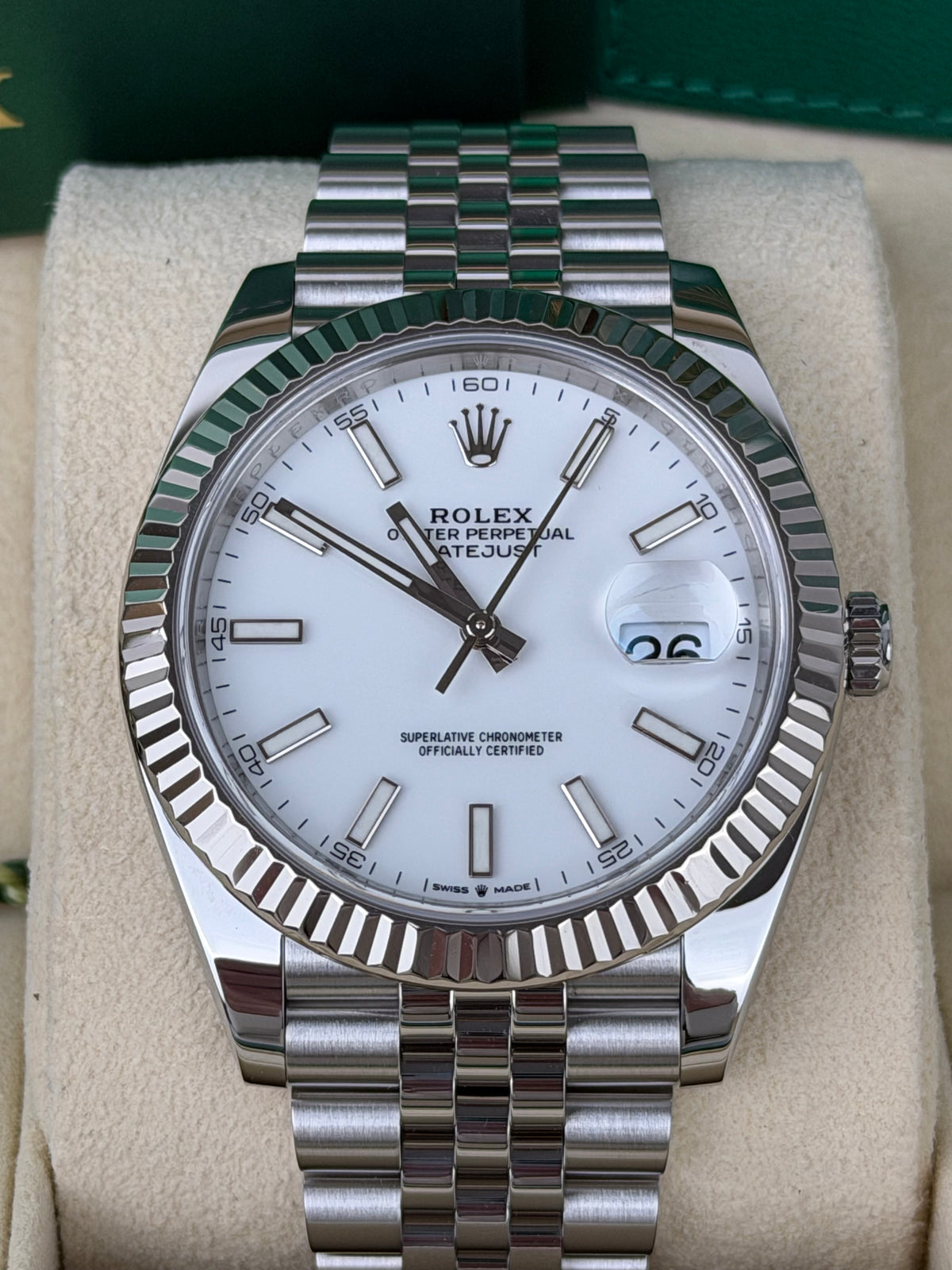 Rolex Datejust 41 126334 Weiss / 2022 / FULL SET / WIE NEU