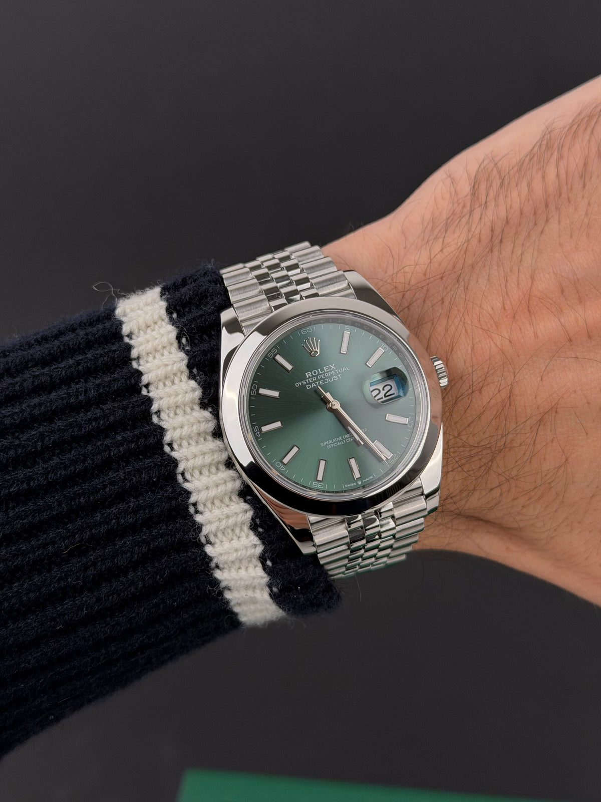 Rolex Datejust 41 126300 Mint Green / 2024 / FULL SET / WIE NEU
