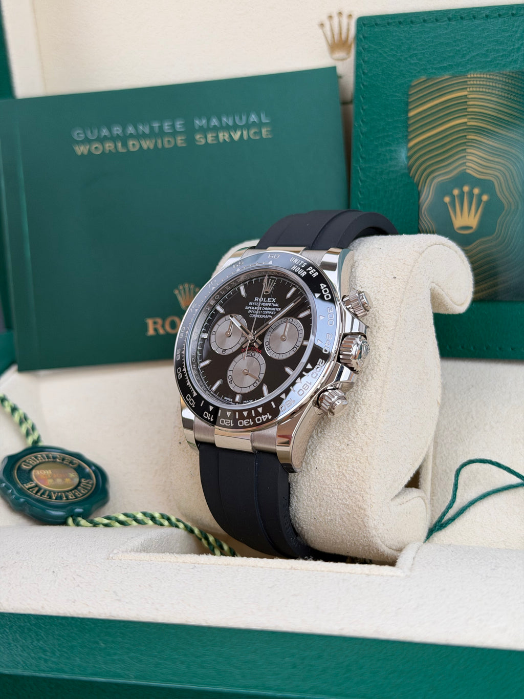 Rolex Daytona 126519LN Schwarz / 2023 / FULL SET / WIE NEU / ERSTKAUFRECHNUNG