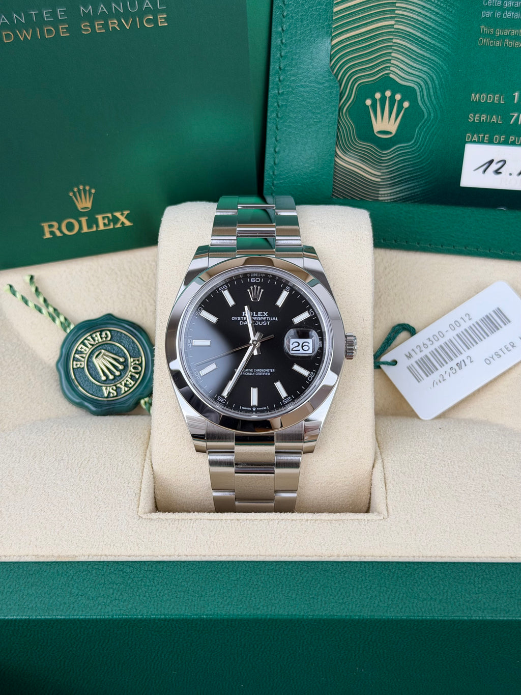 Rolex Datejust 41 126300 Schwarz / 2022 / FULL SET / SEHR GUT