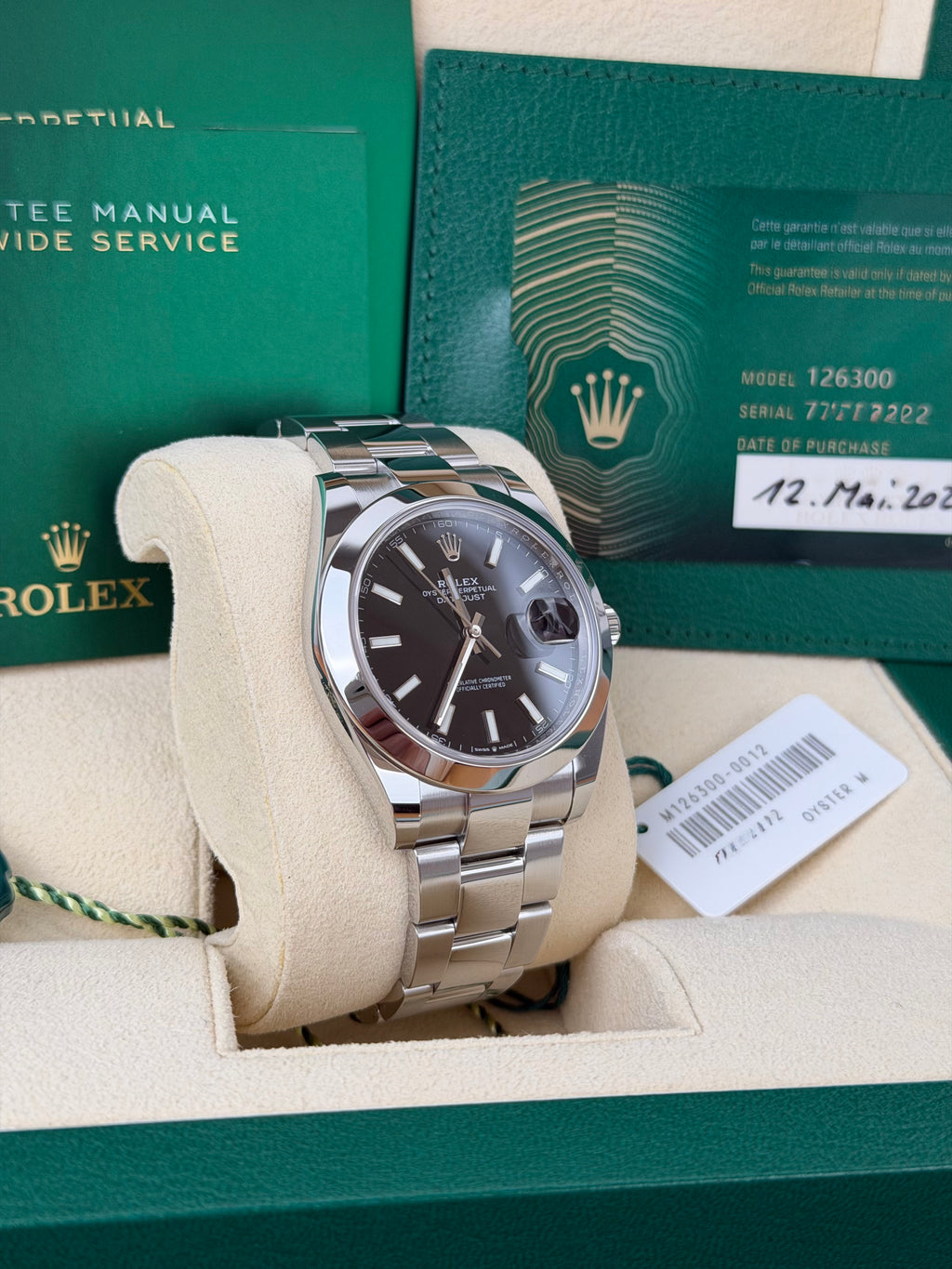 Rolex Datejust 41 126300 Schwarz / 2022 / FULL SET / SEHR GUT
